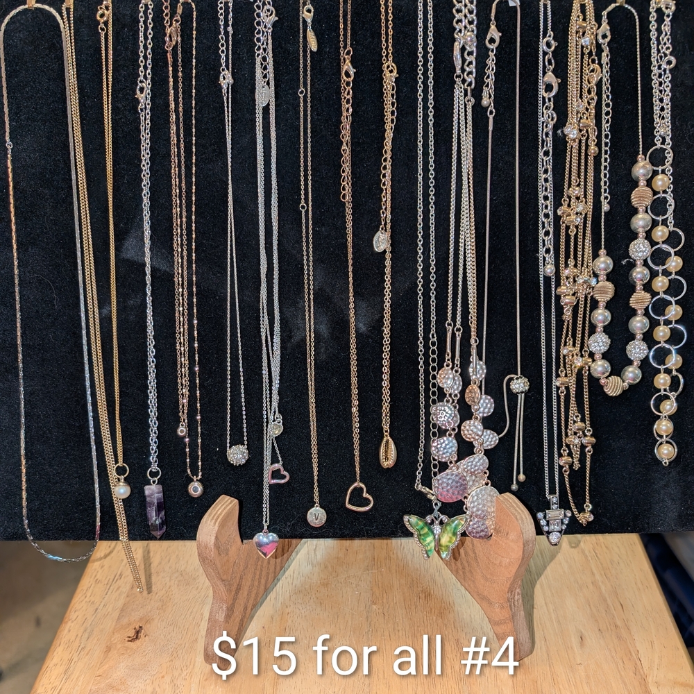 Elegant Gold and Silver Necklaces #4